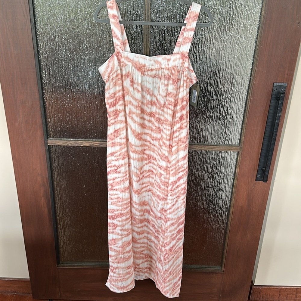 Pink and White Patterned Maxi Dress - Picture 7 of 15